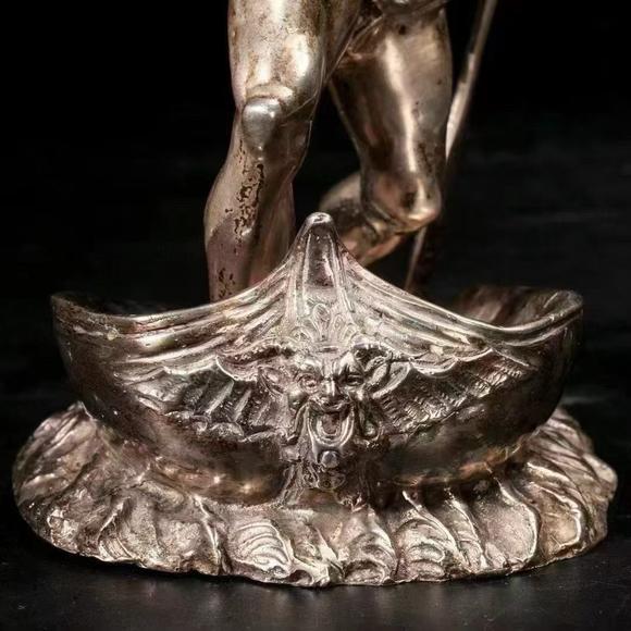 Horizontal Enchère Art Nouveau Silvered Bronze Sculpture of Neptune