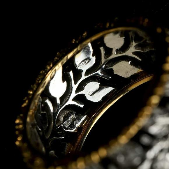 Horizontal Enchère Mario Buccellati Bi-Metal Lace Leaf Wide Band Ring