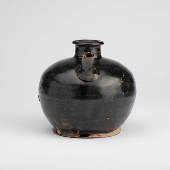 千峰會(huì)黑釉壺