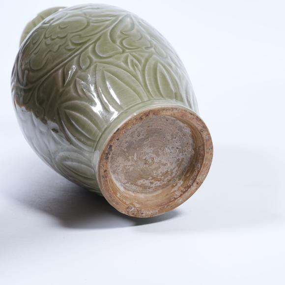弘楊株式會(huì)社耀州窯剃花賞瓶