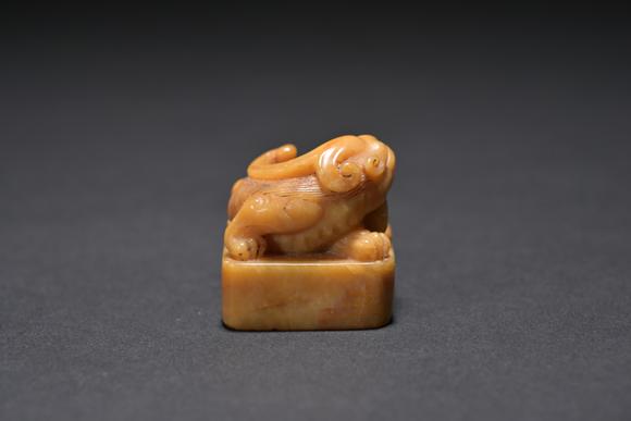 三杉美術(shù)沈道周田黃石印章