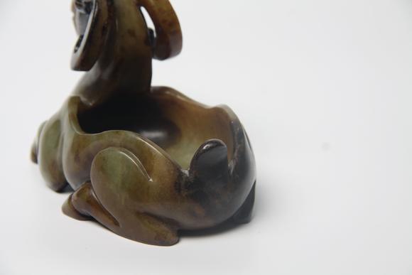 蘭亭古美術(shù)オークション隋代 和闐玉羊洗