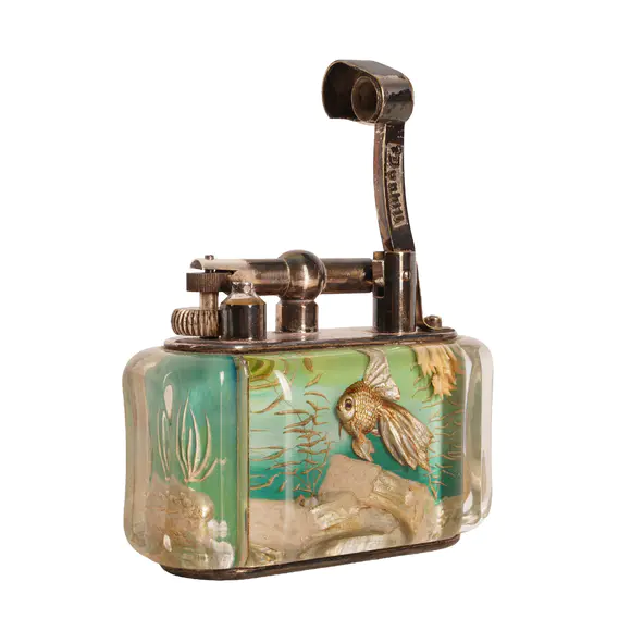 Chiswick AuctionsAlfred Dunhill (British 1872-1959) Half Giant Aquarium Lighter