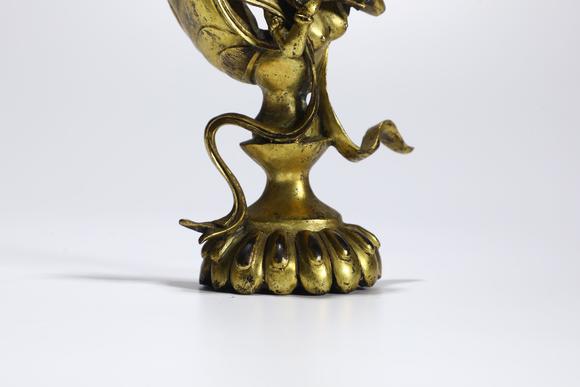 TrésOrs de ParisOrnement chinois ancien d’Apsara volante en bronze doré, 17–19 s.