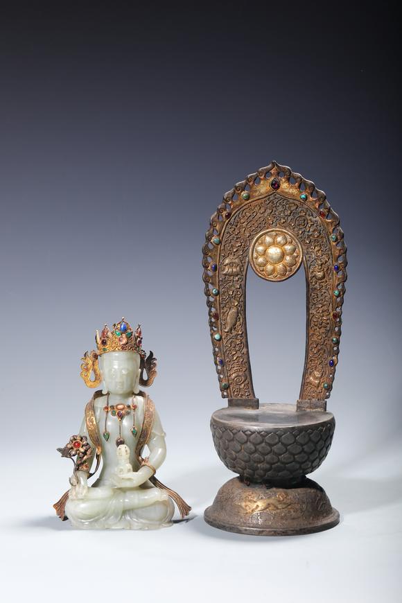 SEAVIEW AUCTIONS PTY LTDA White Jade Guanyin Bodhisattva with Gilt Gem-Inlaid Silver Throne and Mandorla, China, 14th–17th centuries