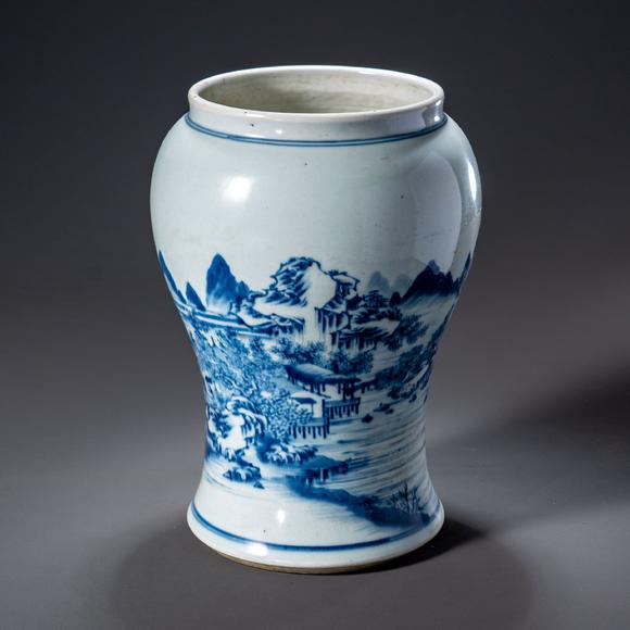 大阪國(guó)際清 青花山水人物水指
