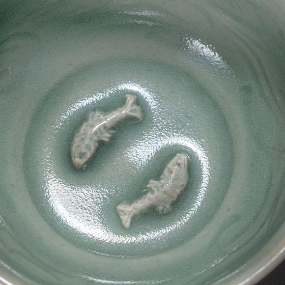 大阪國(guó)際青磁雙魚盞