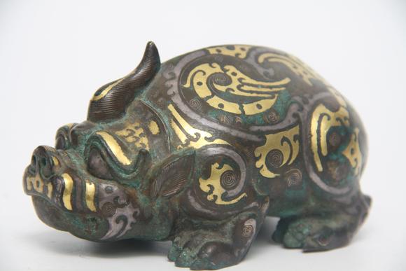 東京蕓術(shù)唐 銅錯(cuò)金豬