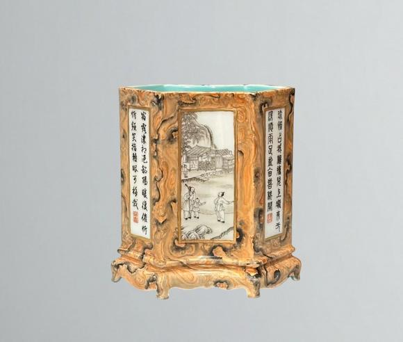 東京蕓術清乾隆 墨彩石紋開窗人物農耕詩文異形六腳筆筒