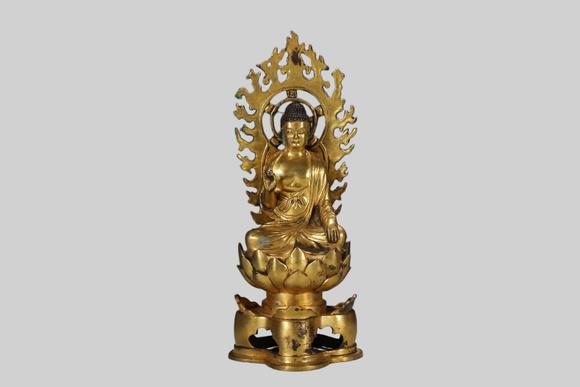 東京蕓術(shù)明 銅胎鎏金釋迦牟尼佛坐像