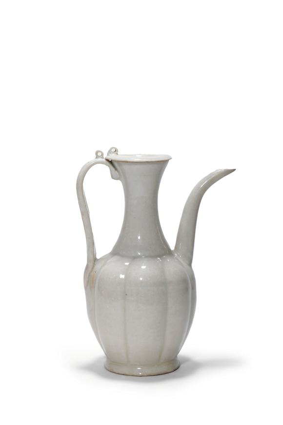 Castle AuctionA Qingbai Glaze Lobed Ewer, 12th–13th C Pr.