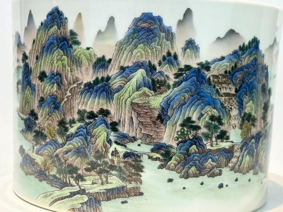 Castle AuctionA Chinese Famille Rose brush pot with landscape figure decoration, Qian Long Pr. 