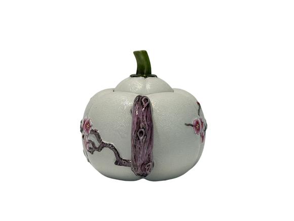 Castle AuctionA Chinese rare shape of porcelain teapot, Qian Long Pr. 