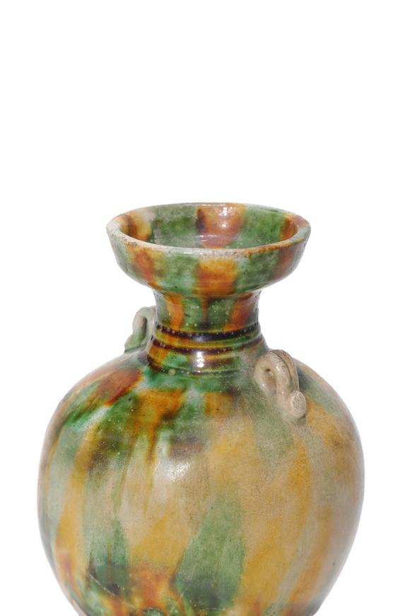 Castle AuctionA Tang Sancai Two-Eared Vase, 7th–10th C Pr.