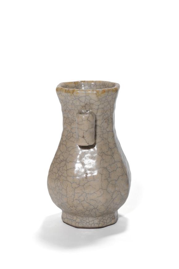 Castle AuctionA Ge-Style Crackle Hexagonal Arrow Vase, 12th–14th C Pr.