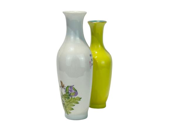 Castle AuctionA Chinese very rare two-in-one Famille Rose vase with poem writing, YongZheng Pr. 