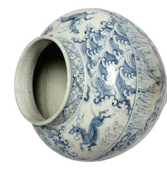 Castle AuctionA Chinese Blue and white figure jar, Ming Dynasty Pr. 