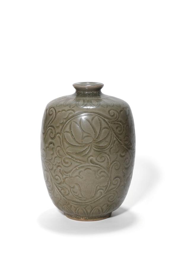 Castle AuctionA Yaozhou Kiln Carved Lotus Meiping Vase, 10th–12th C Pr.