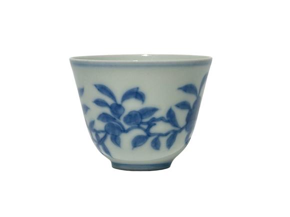 Castle AuctionA Chinese Blue-and-white floral cup, Ming Dynasty Pr. 
