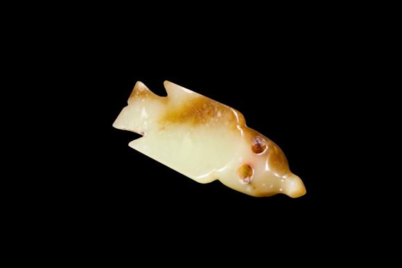 Castle AuctionA Yellowish Jade Bird Pendant, Late Shang, Circa 12th–11th C BC Pr.