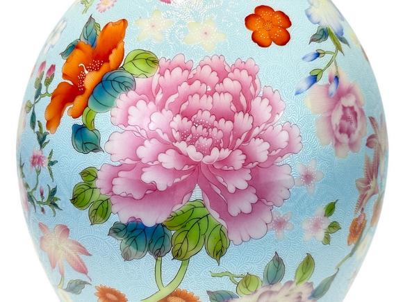 Castle AuctionA Chinese blue-ground Famille Rose vase, Qian Long Pr. 