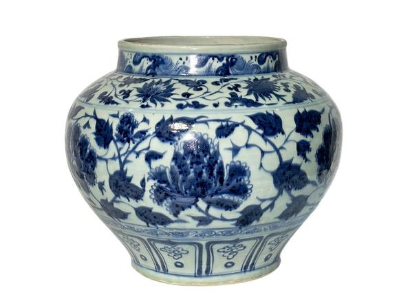Castle AuctionA Chinese Blue-and-white jar, Ming Dynasty Pr. 