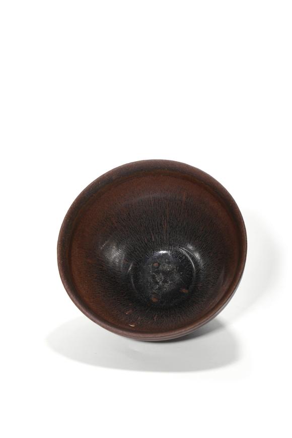 Castle AuctionA Jian Kiln Hare’s Fur Tea Bowl, 12th–13th C Pr.