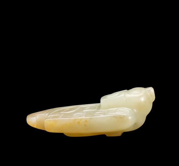 Castle AuctionA Pale Celadon Jade Owl Carving, Late Shang, Circa 12th–11th C BC Pr.