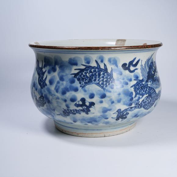弘楊株式會(huì)社青花雲(yún)龍紋洗