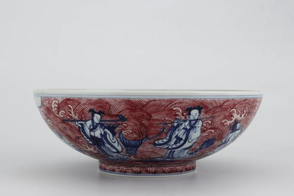 Cascade'sQing gan long blue and white glazed red eight immortals figure pattern bowl | 清乾隆 青花釉裏紅八仙人物紋碗