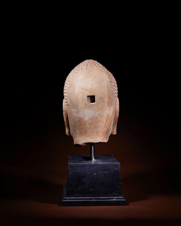 Cascade'sNorthern Qi Dynasty Stone Carving Buddha's Head | 北齊 石雕佛首