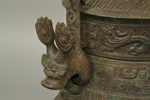 京都祇園會(huì)拍賣商 青銅鳳紋提梁卣 六字銘文日本桐箱附