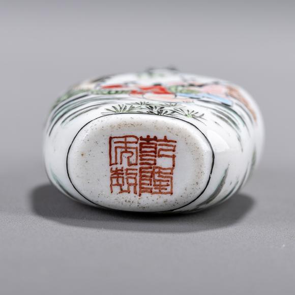 大阪美術(shù)商會(huì)清 鼻煙壺3點(diǎn)
