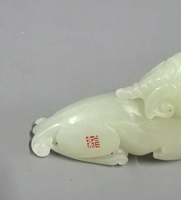 東京國(guó)際拍賣和田玉獸