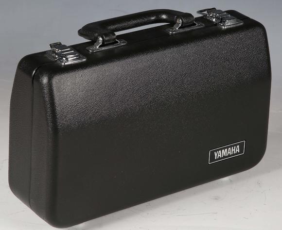 TooveysA Yamaha clarinet, detailed '26II', cased.