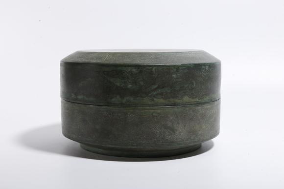 弘楊株式會(huì)社銅錯(cuò)銀鳳紋蓋盒