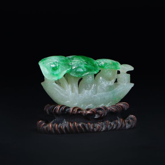 鐮倉(cāng)美術(shù)清 翡翠雕童子泛舟