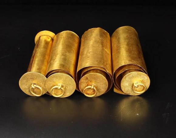 東京蕓術(shù)銅鎏金手工鏨刻佛經(jīng)