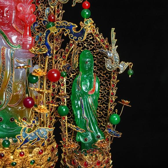東京蕓術(shù)品掐絲巴山翠觀音像(色澤處理加色)造型獨(dú)特