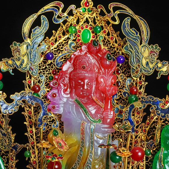 東京蕓術(shù)品掐絲巴山翠觀音像(色澤處理加色)造型獨(dú)特