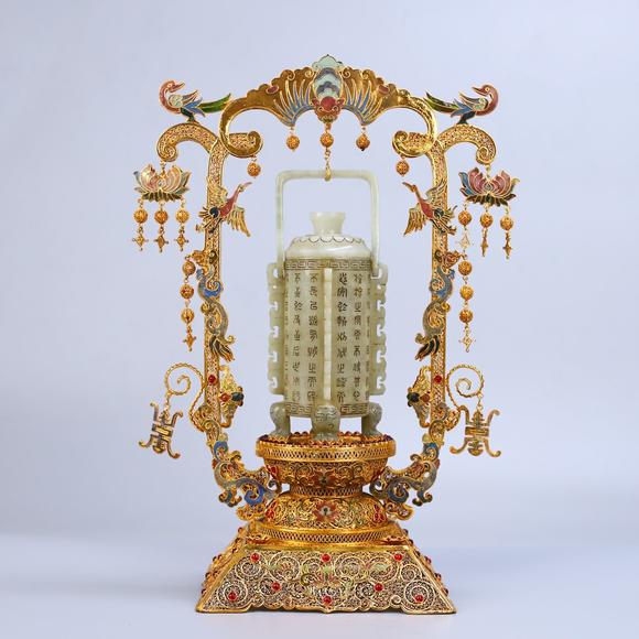 東京蕓術(shù)掐絲和田玉提爐擺件