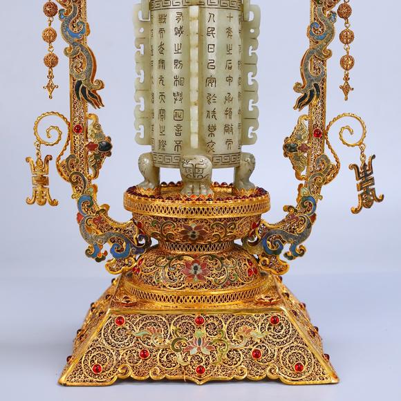 東京蕓術(shù)掐絲和田玉提爐擺件