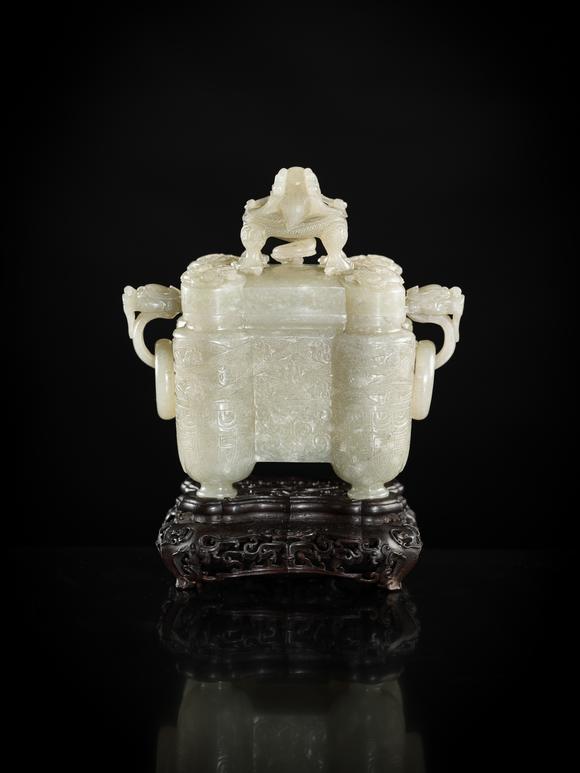 Galerie ZackeA PALE CELADON JADE ‘TULU’ VESSEL AND COVER, CHINA, QIANLONG PERIOD (1736-1795)