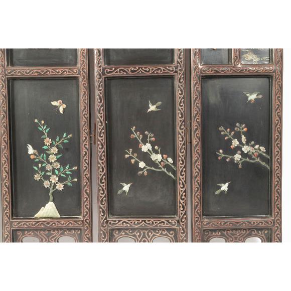 Waddington'sA Jade and Hardstone-Inlaid Black and Gilt-Lacquer Twelve-Panel Floor Screen, Late Qing/Republican Period, 晚清/民國 雕漆嵌寶地屏一套共十二扇