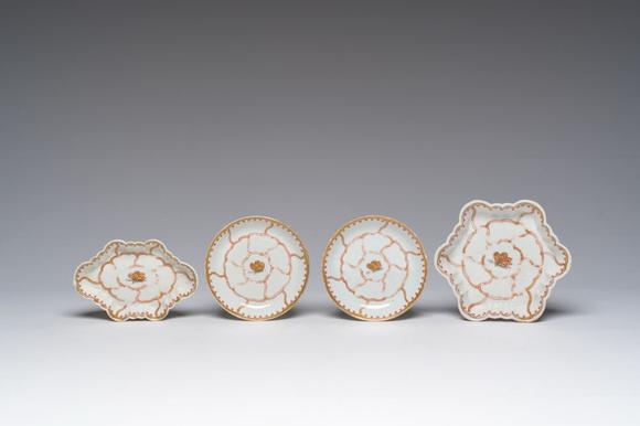 Coronari Auctions BVAn extensive Chinese partly gilt 'butterfly' tea set, Qianlong