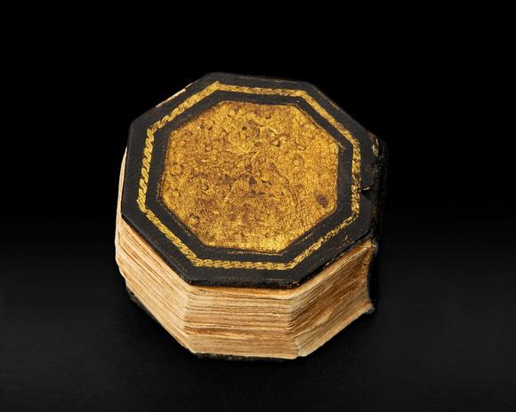 RoseberysA miniature octagonal Qur'an signed ‘Abdullah al-Harawi,
Timurid H