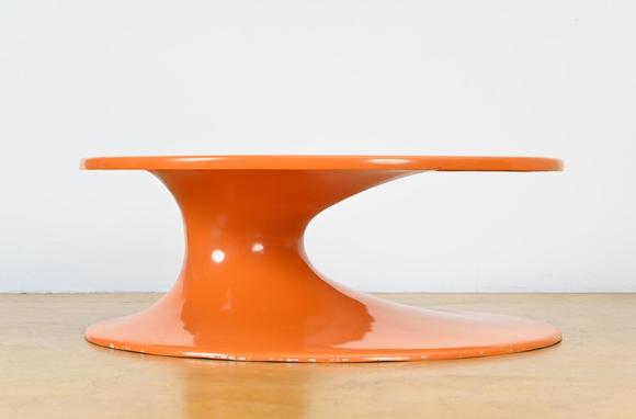 Loeckx AuctioneersAnonymous: Orange fiberglass coffee table (*)…