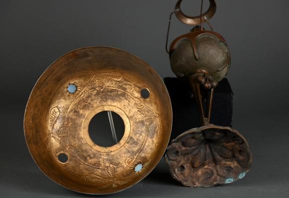 Loeckx AuctioneersGeorges Leleu 1905: Art Nouveau table lamp in bron…