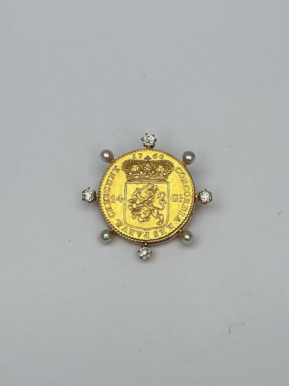 Loeckx AuctioneersDutch gold coin \'14 gulden\' (1760) mounted as a br…