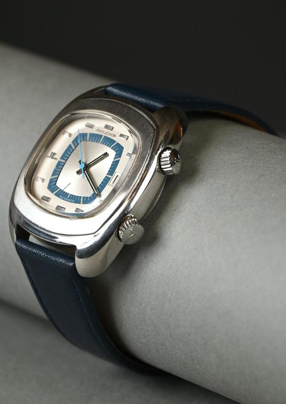 Loeckx AuctioneersJaeger - Le Coultre: memovox watch…